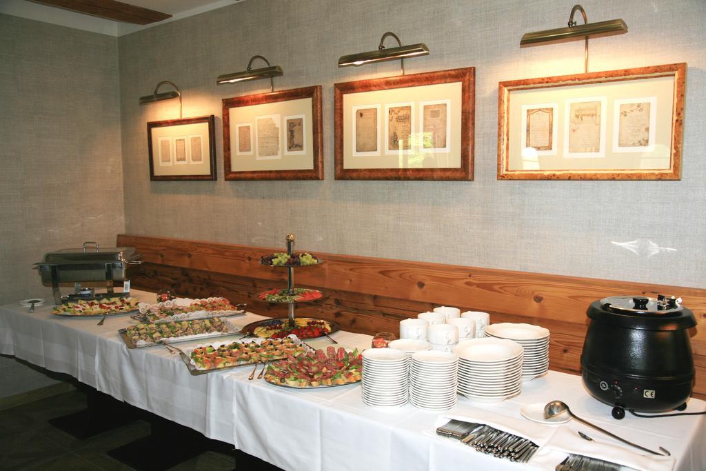 Hotel Alter Kornspeicher Neustrelitz Dış mekan fotoğraf